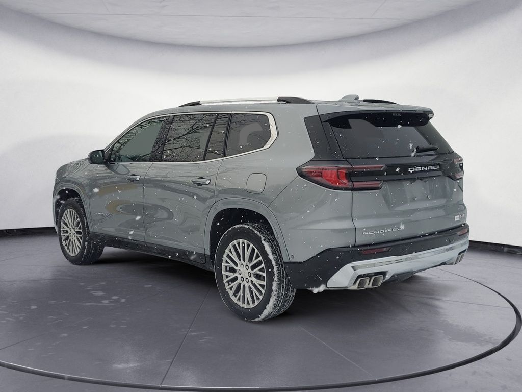 GMC Acadia DENALI 2026
