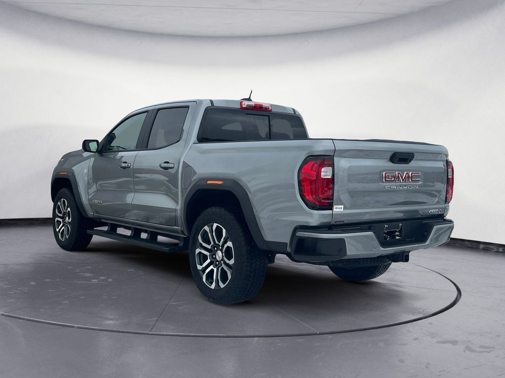 2024 GMC Canyon AT4