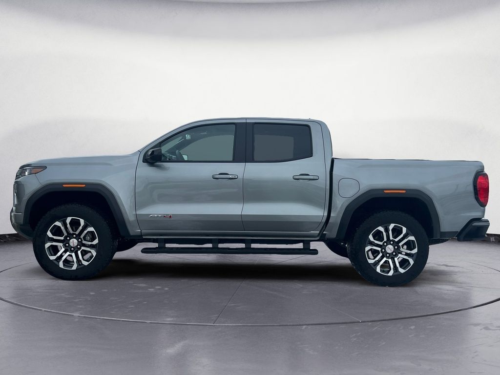 2024 GMC Canyon AT4