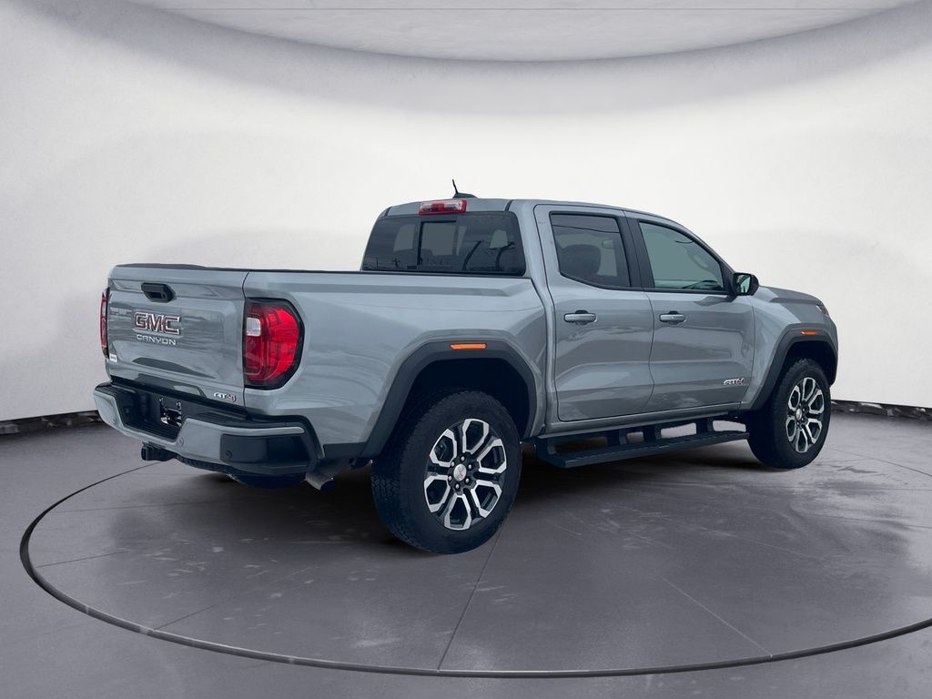 2024 GMC Canyon AT4