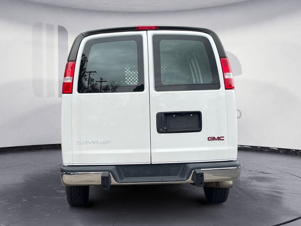 2020 GMC Savana Cargo Van BASE