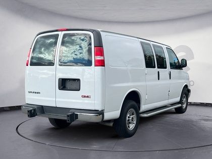 2022 GMC Savana Cargo Van BASE