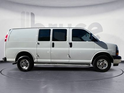 2022 GMC Savana Cargo Van BASE