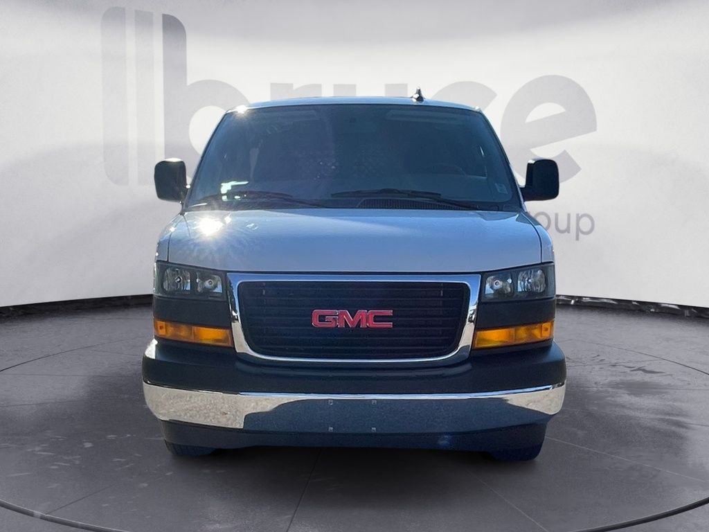 2022 GMC Savana Cargo Van BASE