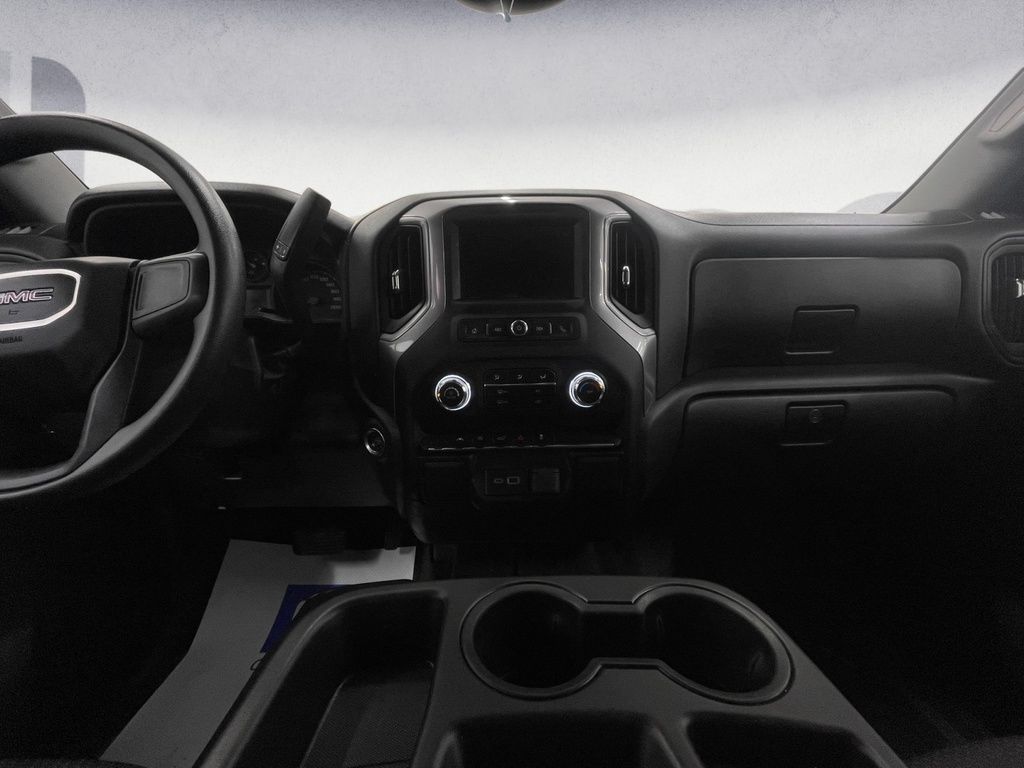 GMC Sierra 1500 PRO 2024