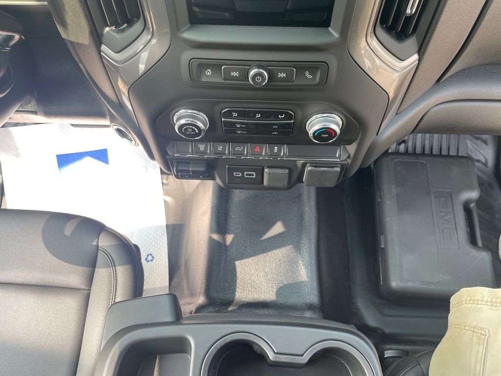 2025 GMC Sierra 3500HD PRO