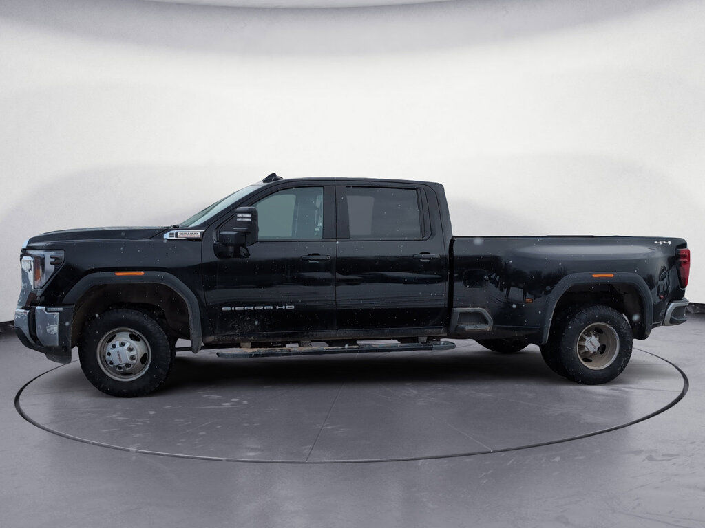 2024 GMC Sierra 3500 4WD CREW CAB PRO