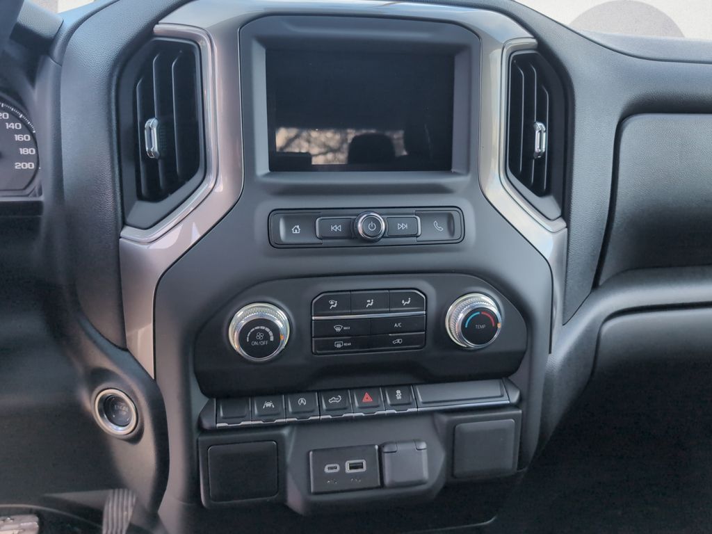 GMC Sierra 1500 PRO CREW CAB 4WD 0% Financing until Oct 31, 2 2025