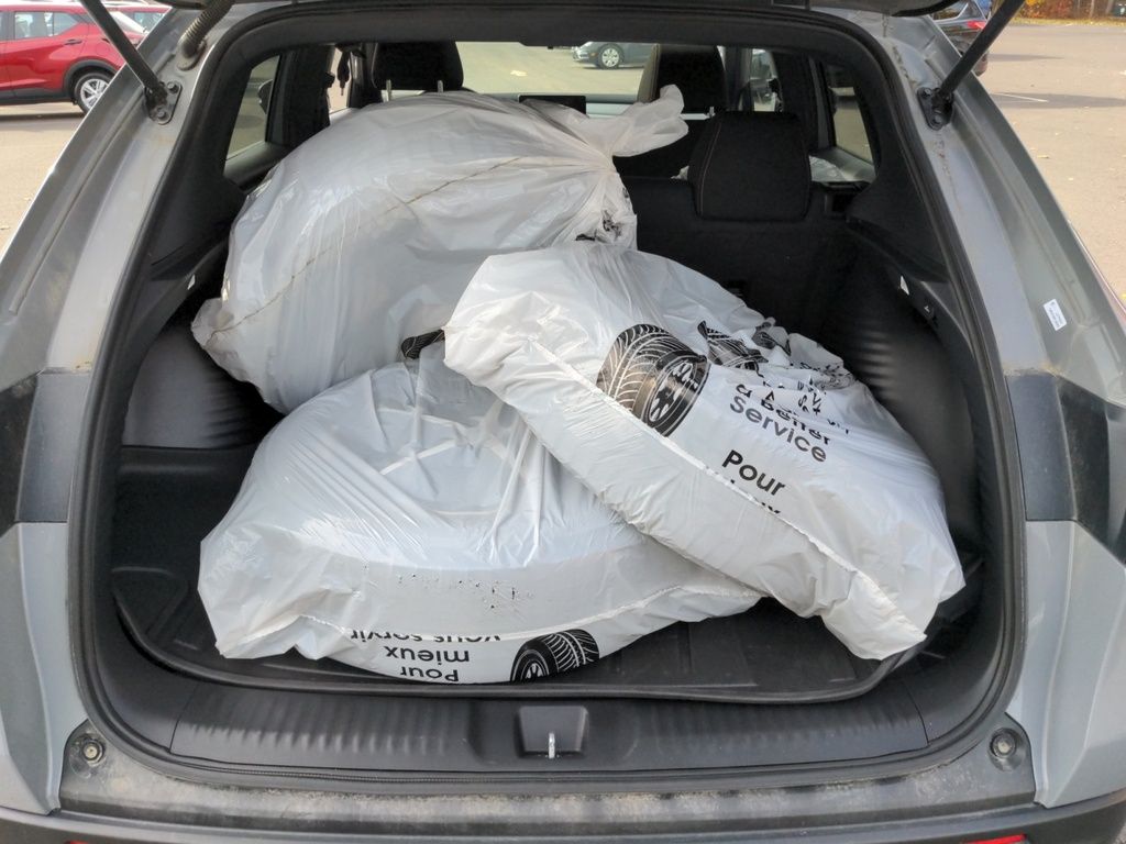 2023 Honda HR-V Sport HPD Edition! All Wheel Drive! Fresh Trade!