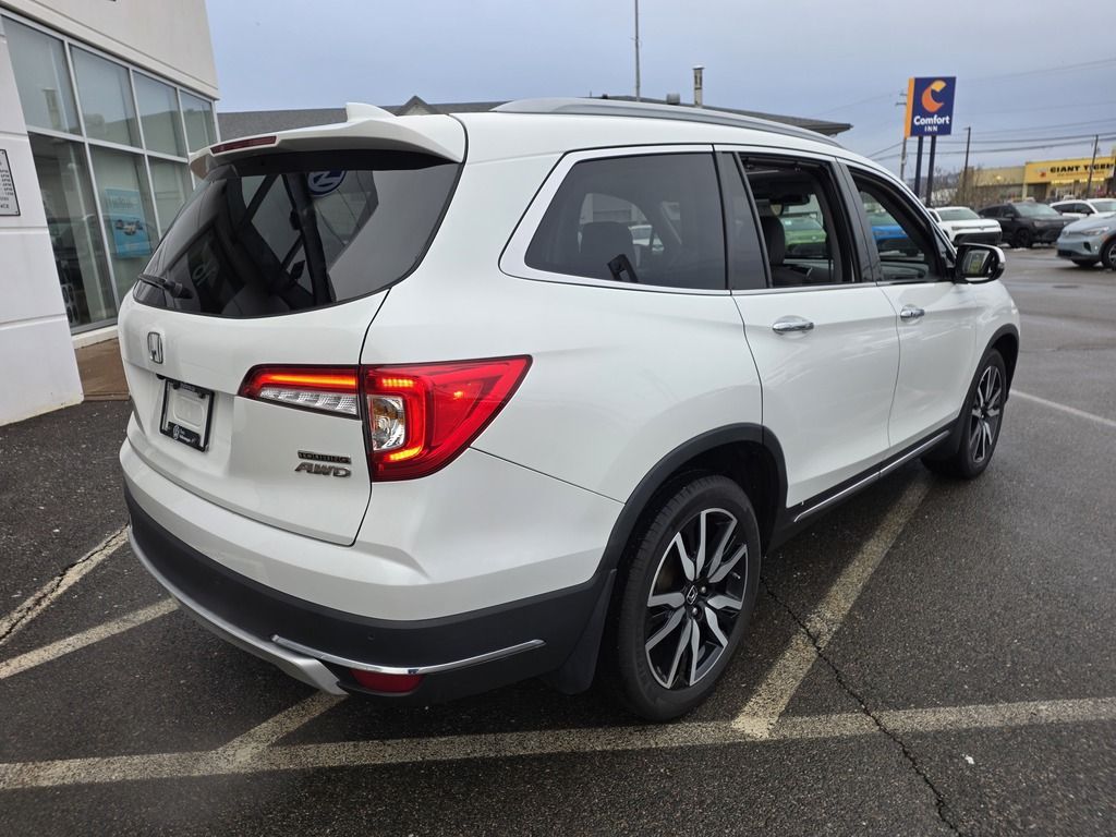 2022 Honda Pilot TOURING 7-PASSENGER