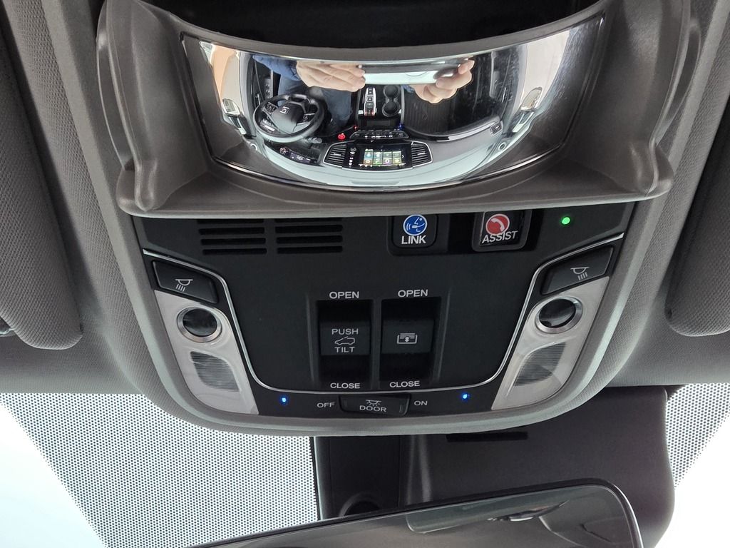 2022 Honda Pilot TOURING 7-PASSENGER