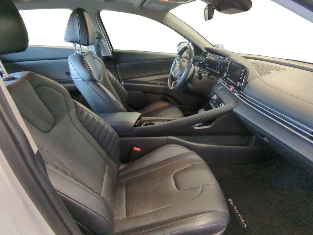 Hyundai Elantra Hybrid ULTIMATE 2022