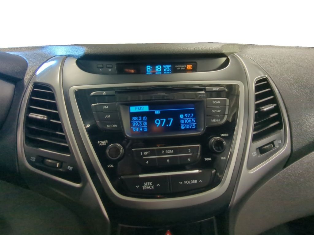 Hyundai Elantra L 2016
