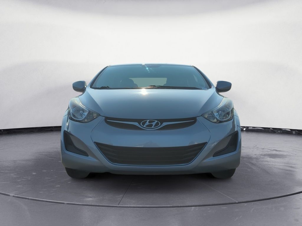 Hyundai Elantra L 2016