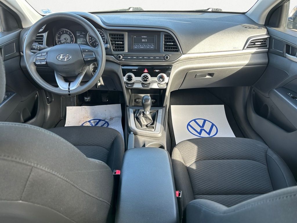 2019 Hyundai Elantra ESSENTIAL