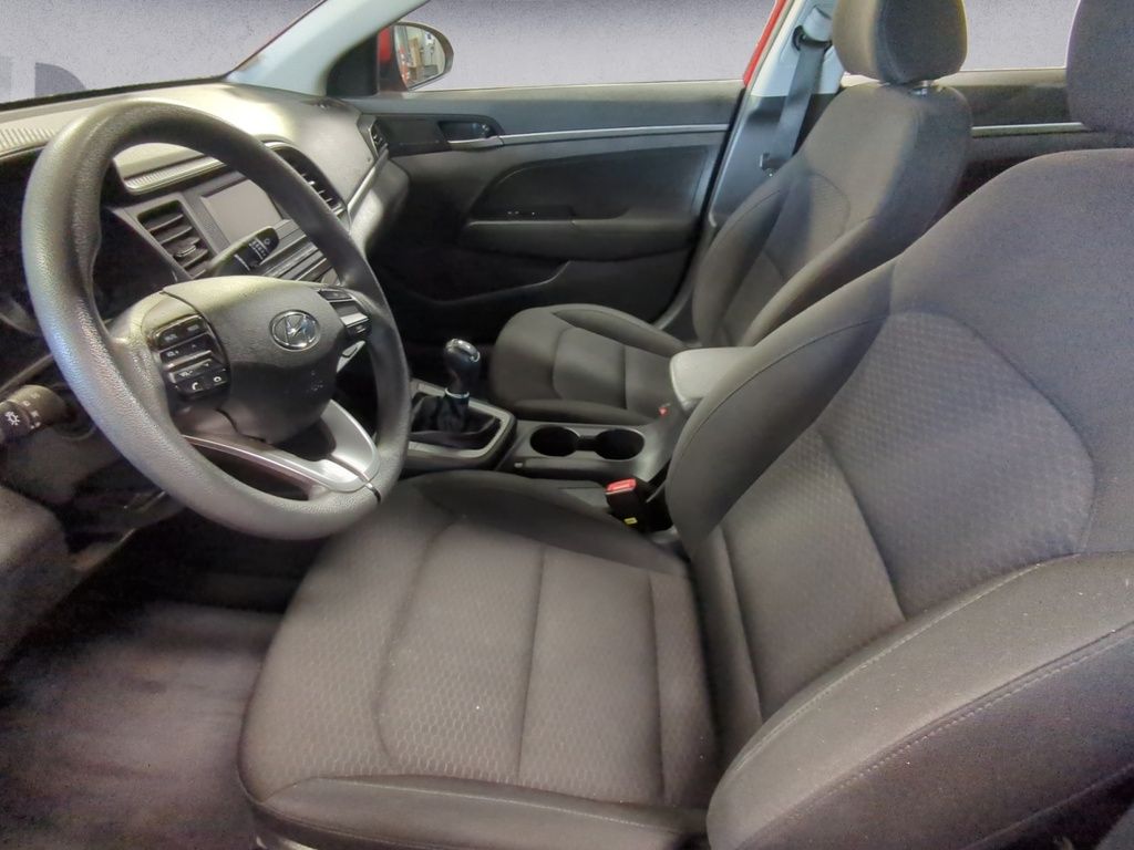 2019 Hyundai Elantra ESSENTIAL