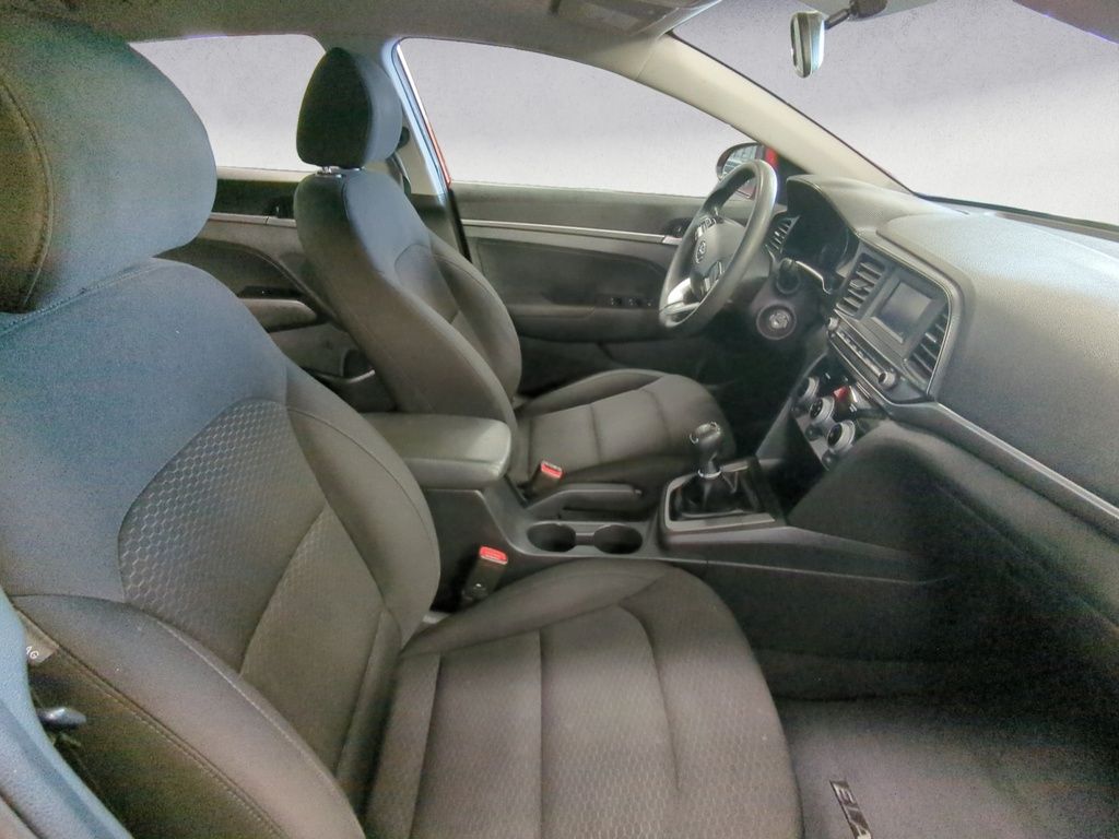 2019 Hyundai Elantra ESSENTIAL