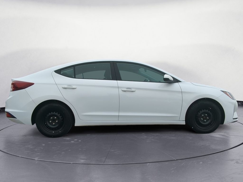 2020 Hyundai Elantra ESSENTIAL