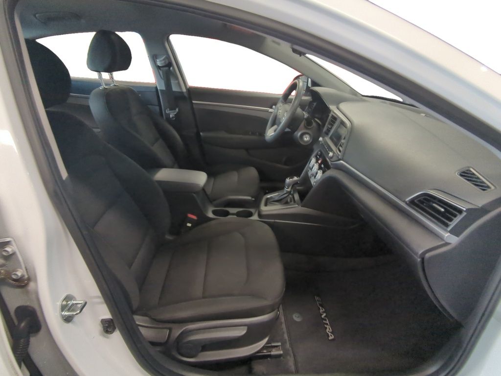 2020 Hyundai Elantra ESSENTIAL