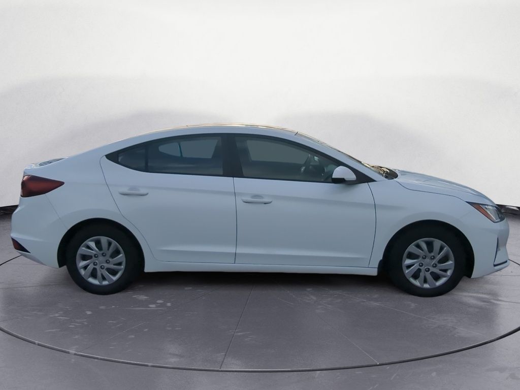 2020 Hyundai Elantra ESSENTIAL