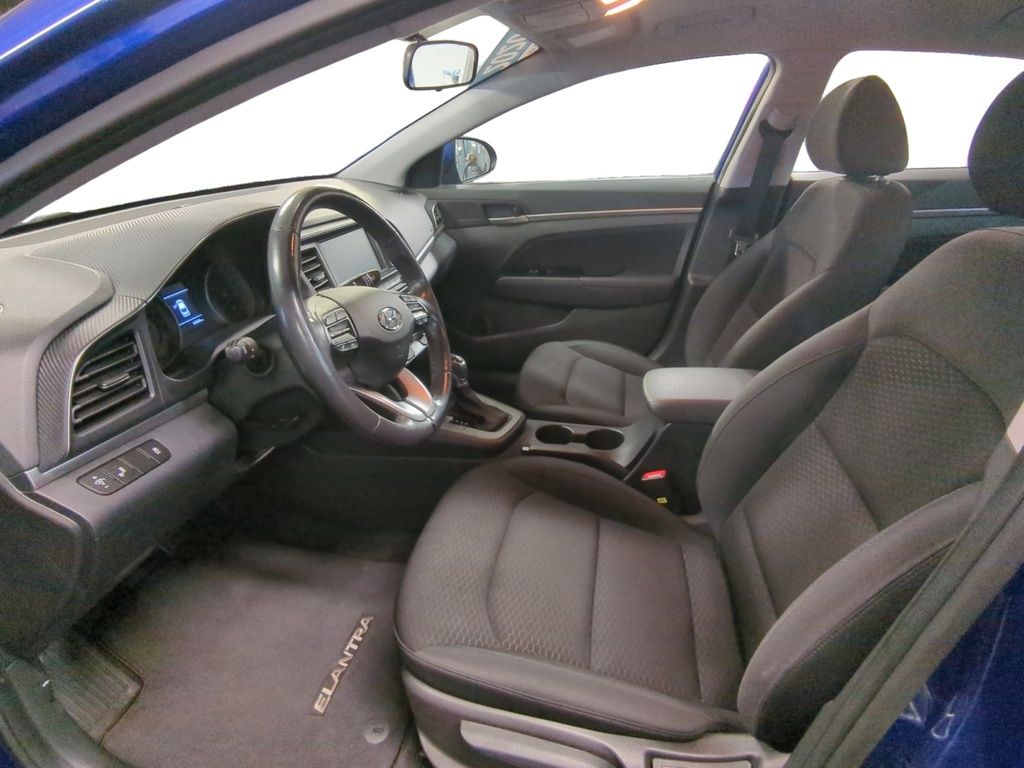 2020 Hyundai Elantra PREFERRED- SUNROOF!
