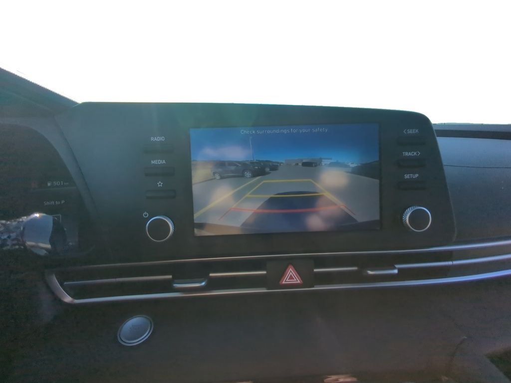 2022 Hyundai Elantra PREFERRED
