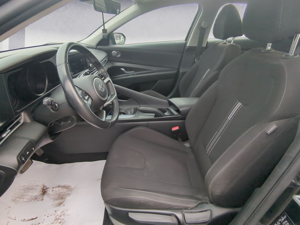 Hyundai Elantra PREFERRED 2022
