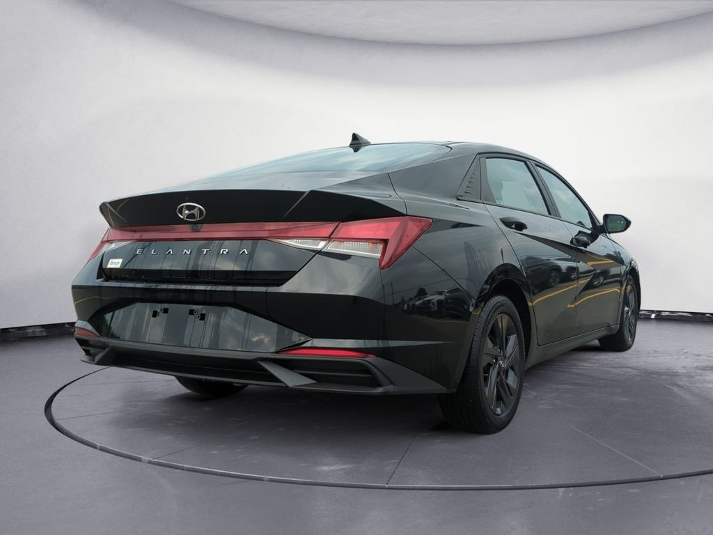 Hyundai Elantra PREFERRED 2022