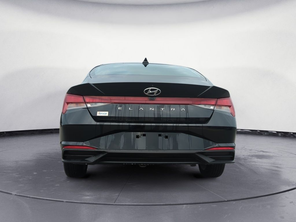 Hyundai Elantra PREFERRED 2022