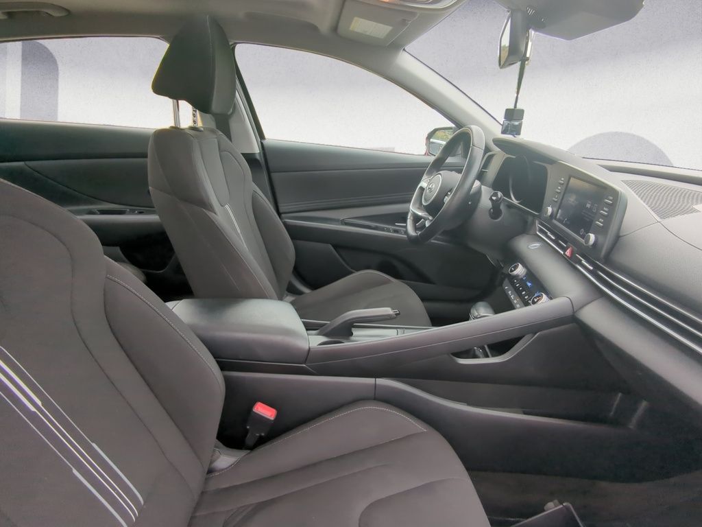 Hyundai Elantra PREFERRED 2022