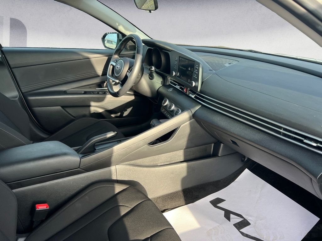 2023 Hyundai Elantra PREFERRED