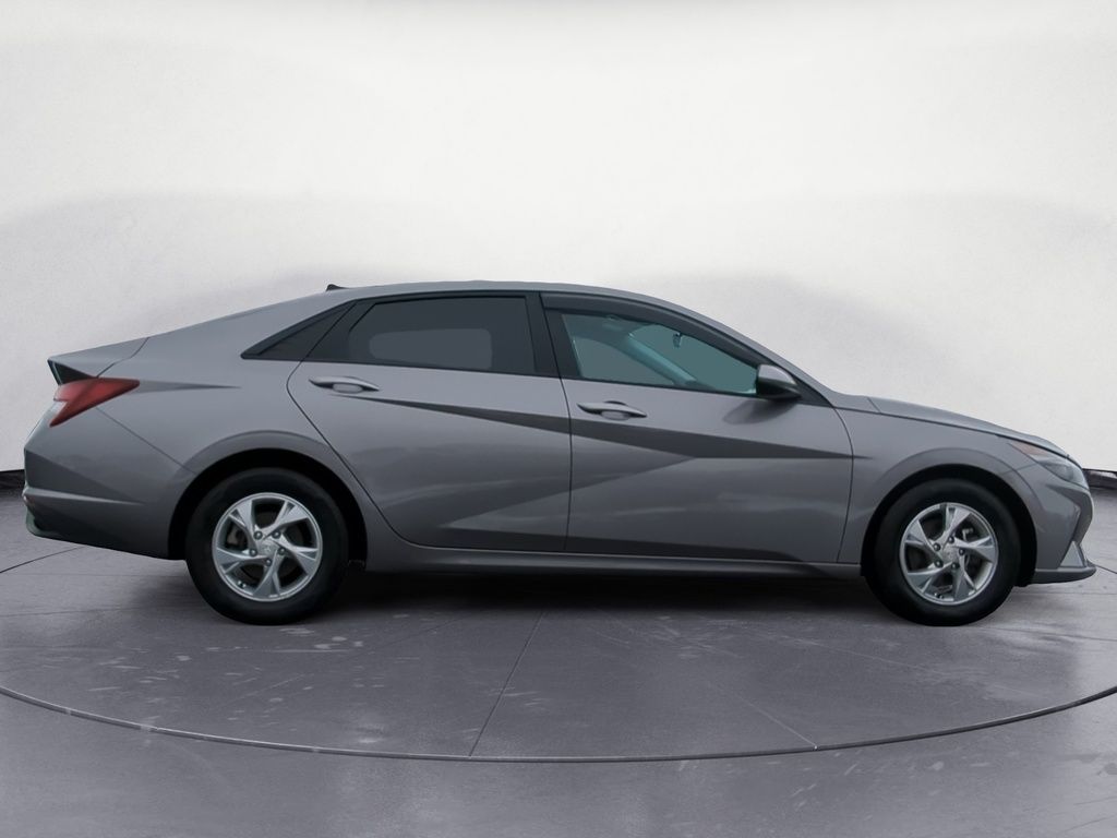 2023 Hyundai Elantra ESSENTIAL