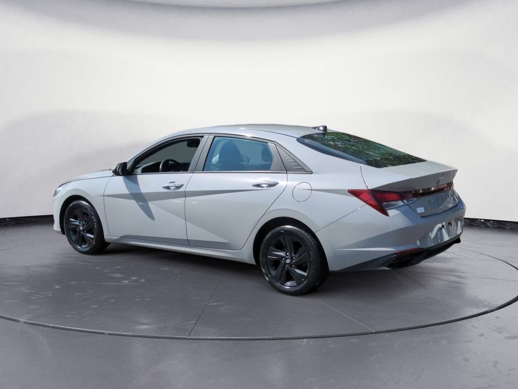 Hyundai Elantra Preferred - Fresh Trade 2023