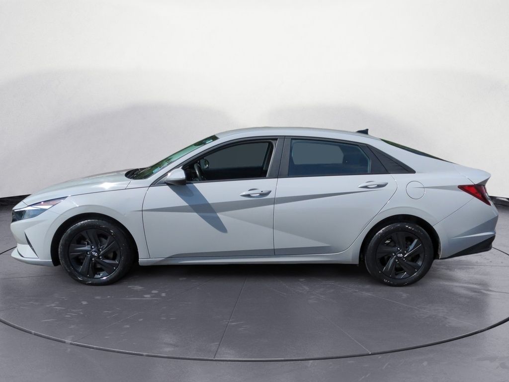 Hyundai Elantra Preferred - Fresh Trade 2023