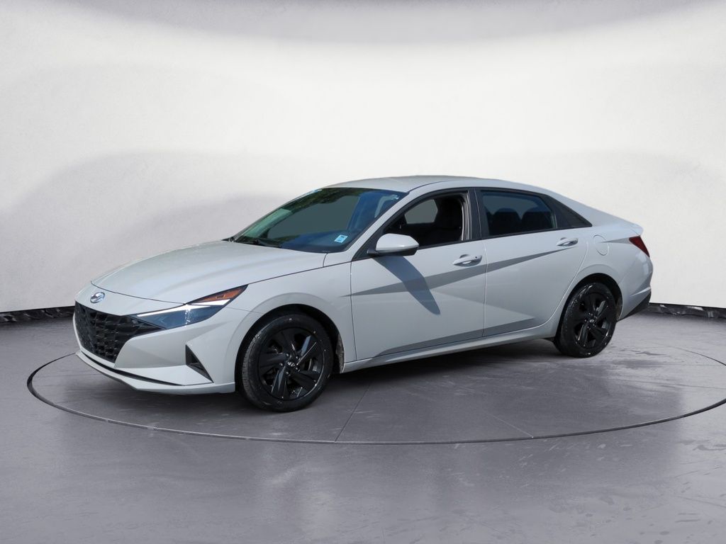Hyundai Elantra Preferred - Fresh Trade 2023