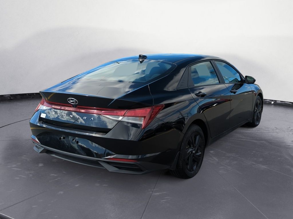 2023 Hyundai Elantra PREFERRED