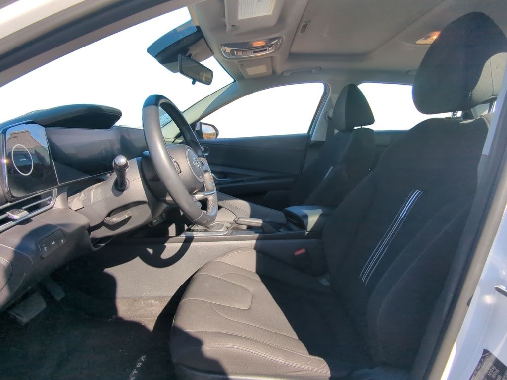 2023 Hyundai Elantra PREFERRED