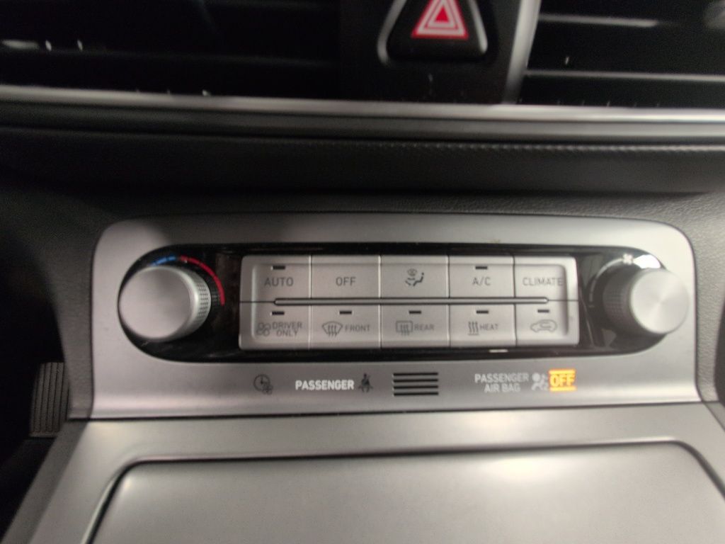 2021 Hyundai Kona Electric PREFERRED
