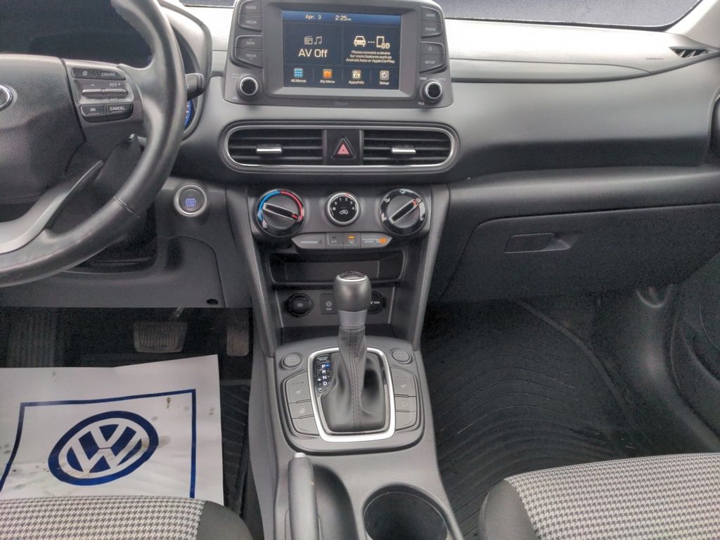 Hyundai Kona PREFERRED 2021