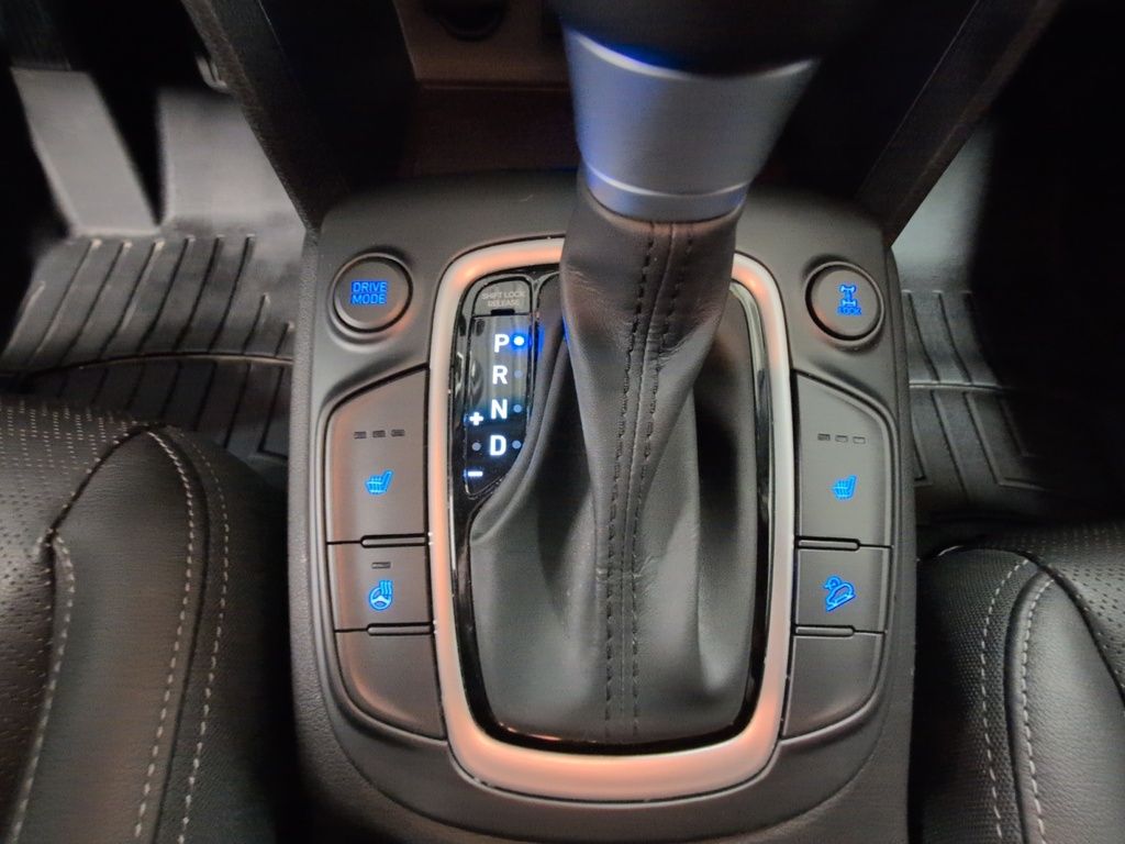 2021 Hyundai Kona LUXURY