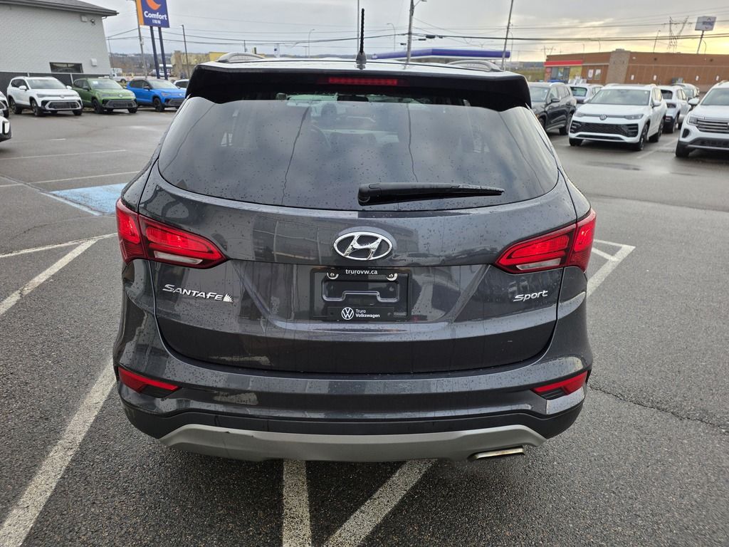 2018 Hyundai Santa Fe Sport BASE