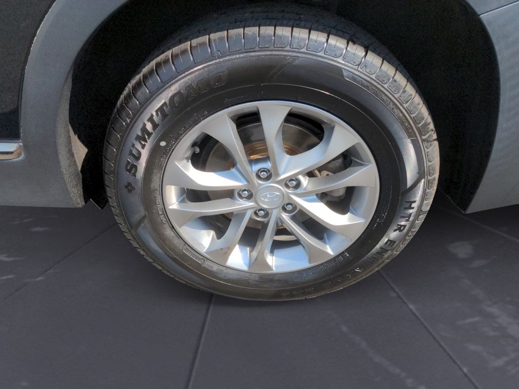 2019 Hyundai Santa Fe ESS AWD LOW KMS! - FRESH TRADE!