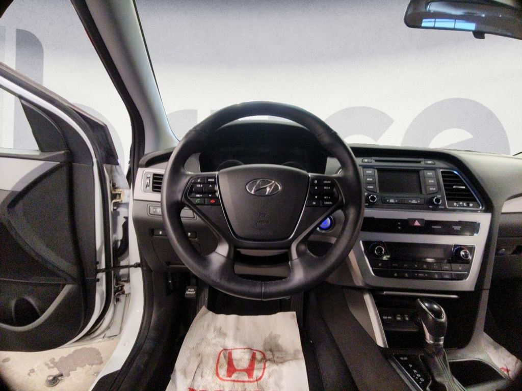 Hyundai Sonata 2.4L GLS 2017