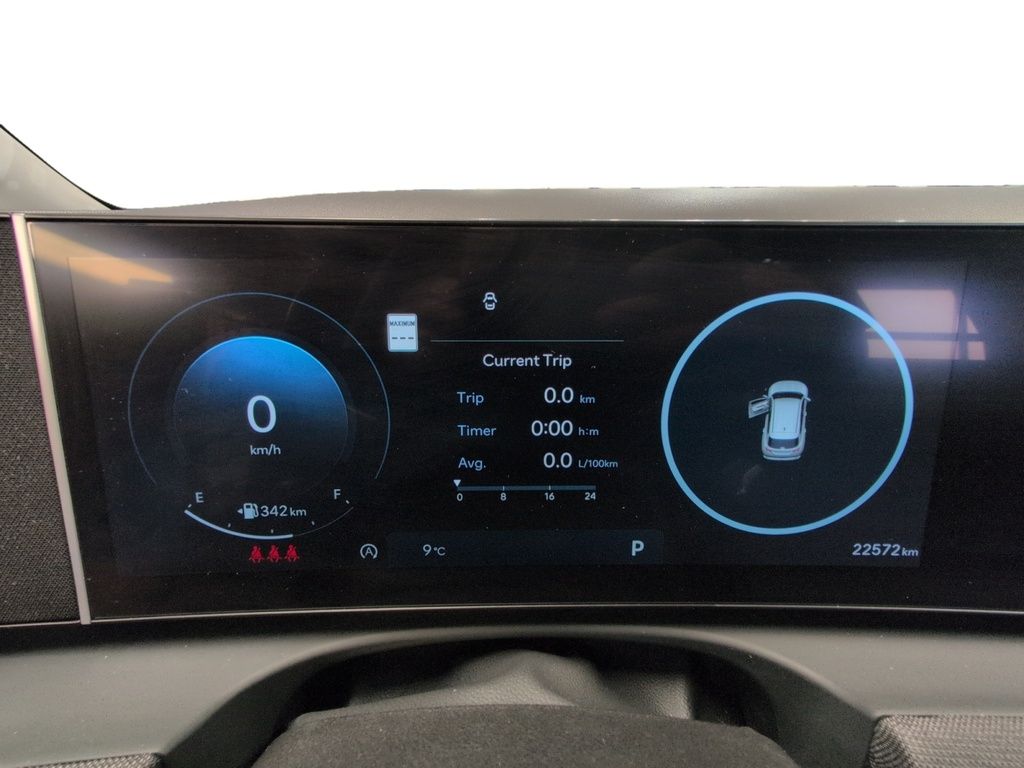 2025 Hyundai Tucson PREFERRED- HEATED SEATS!