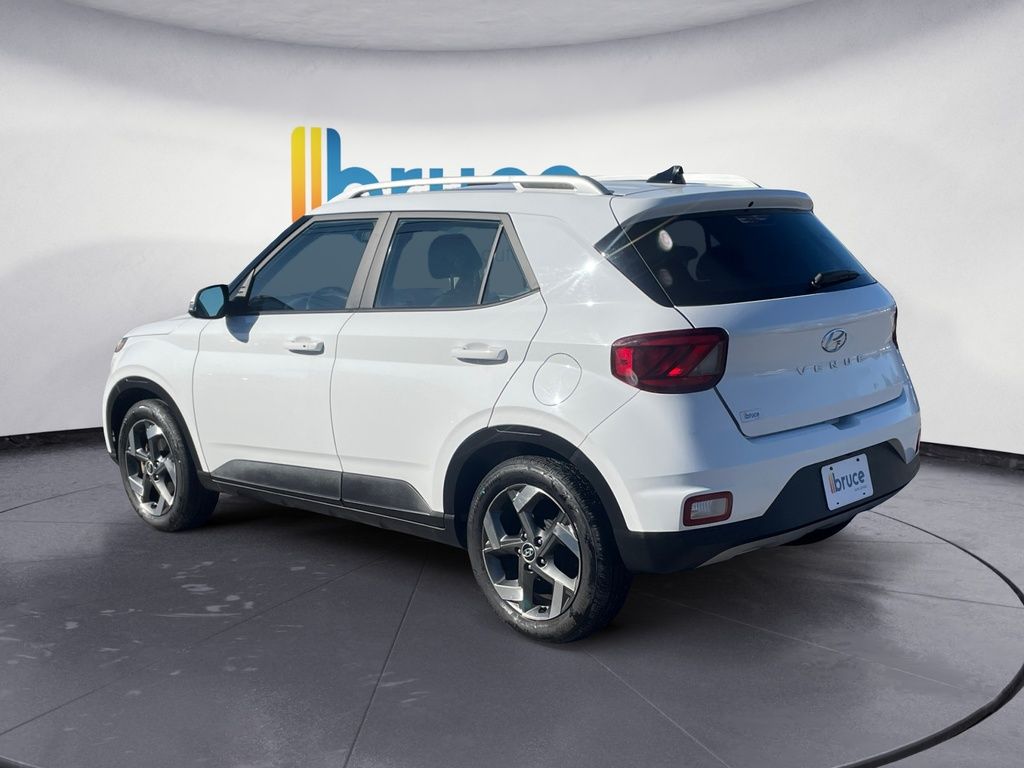 2021 Hyundai Venue TREND