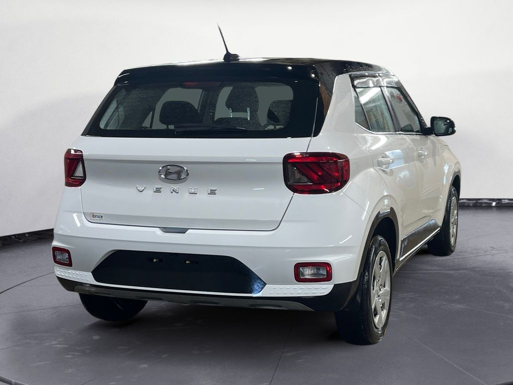 Hyundai Venue ESSENTIAL 2024