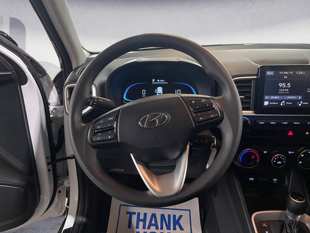 Hyundai Venue ESSENTIAL 2024