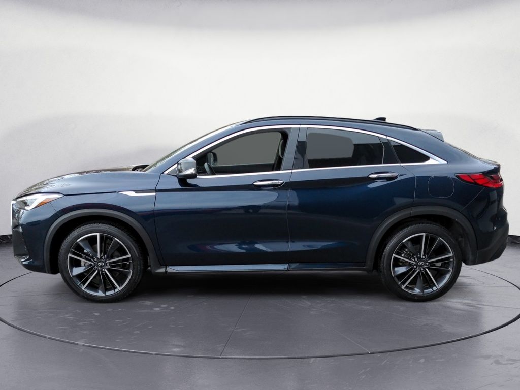 2023 Infiniti QX55 Fully loaded LOW KMS!