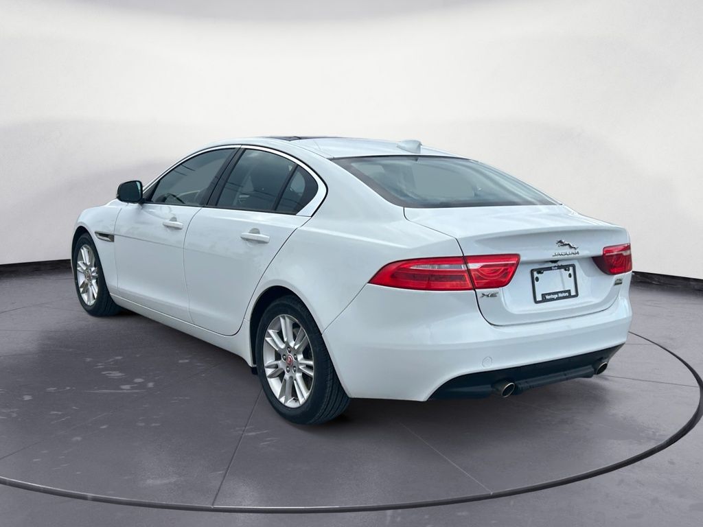 2018 Jaguar XE PREMIUM