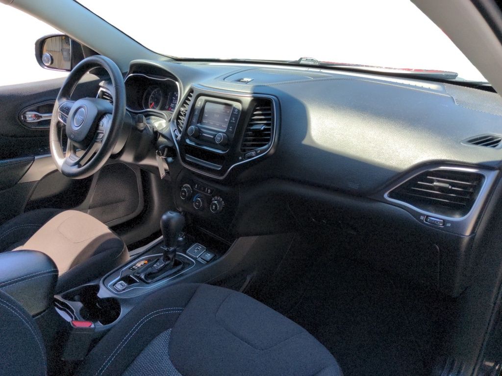 Jeep Cherokee Sport 4x4 - Fresh Trade 2019
